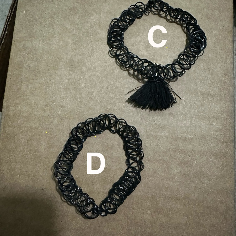 Multiple Different Necklaces!!! - Picture 5 of 15
